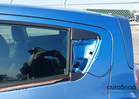 2015 Chevrolet Spark 1Lt Cvt из США, поврежденный, VIN KL8CD6S98FC708836